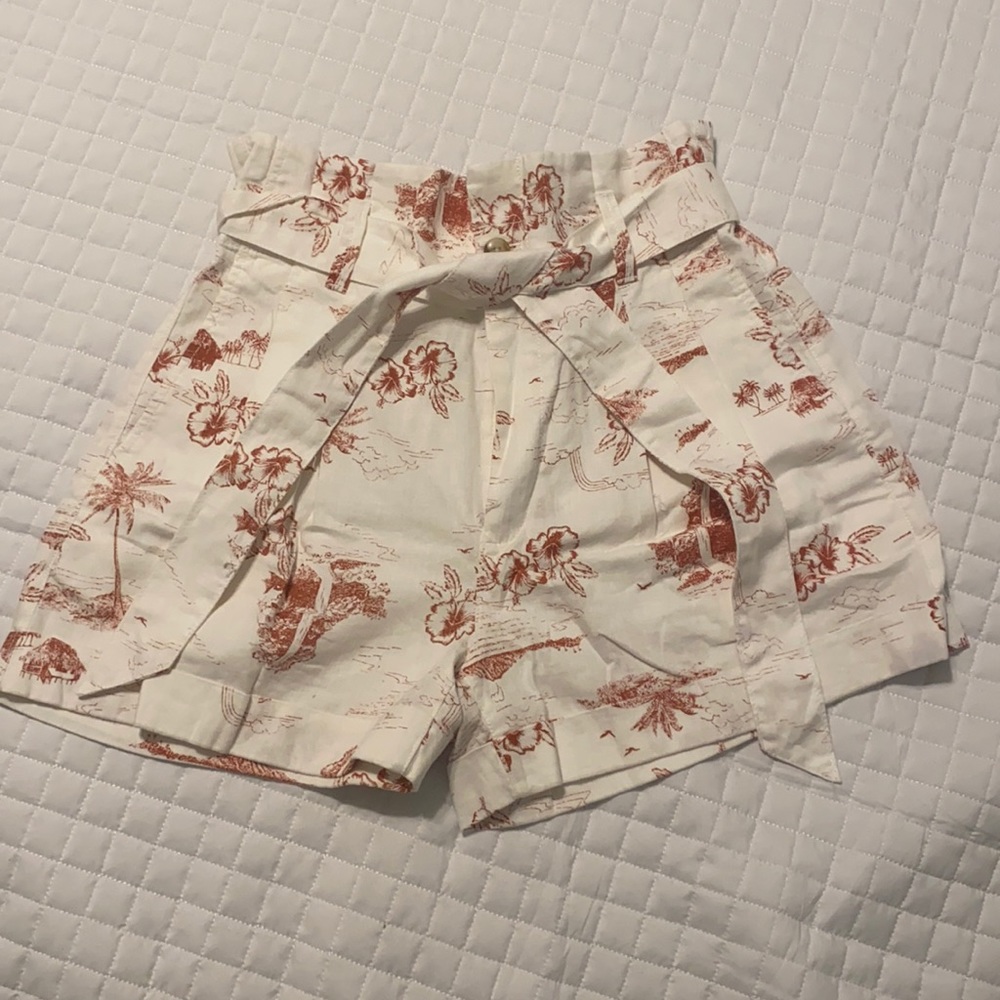 Madewell Paperbag Shorts in Paradise Toile